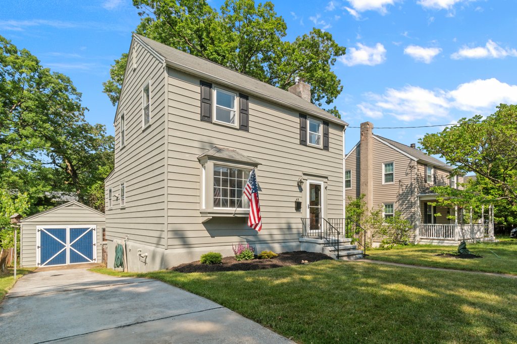 419 Locust Dr house in Catonsville, MD